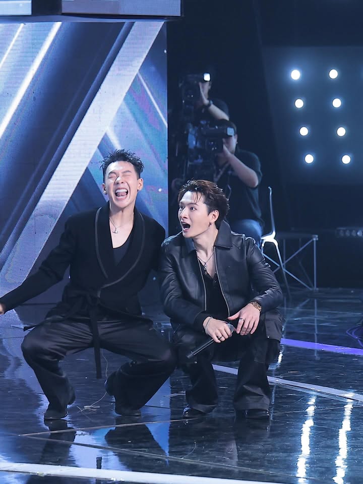 ตั้ม - วราวุธ โพธิ์ยิ้ม