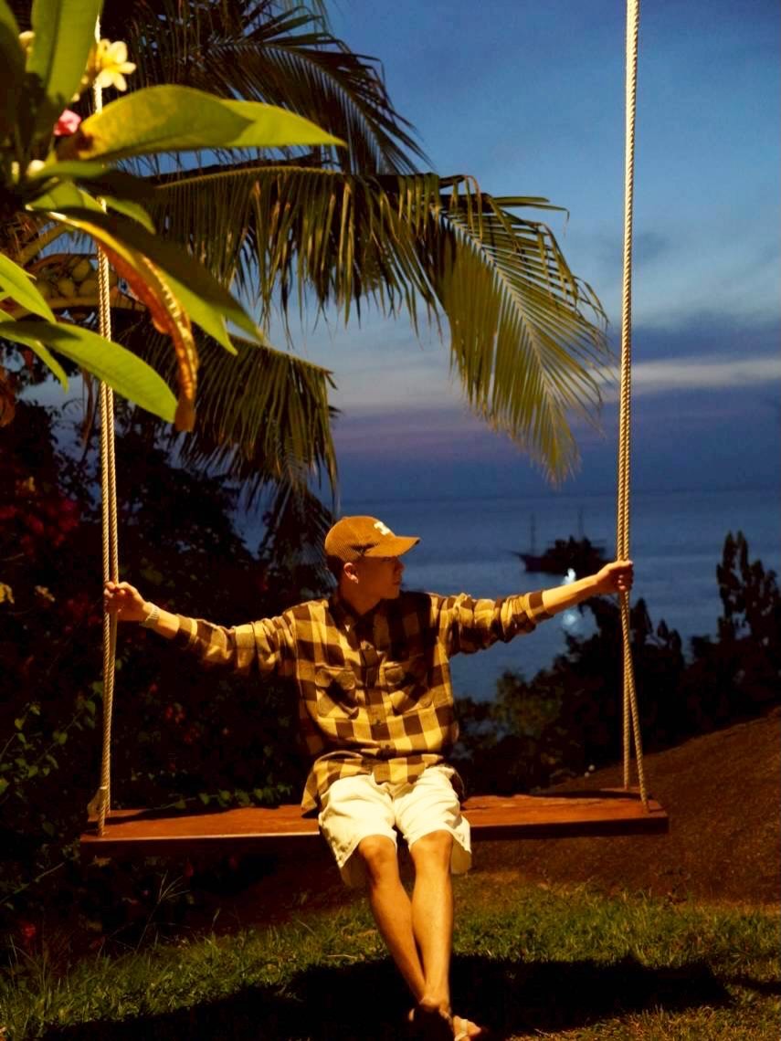 ตั้ม - วราวุธ โพธิ์ยิ้ม