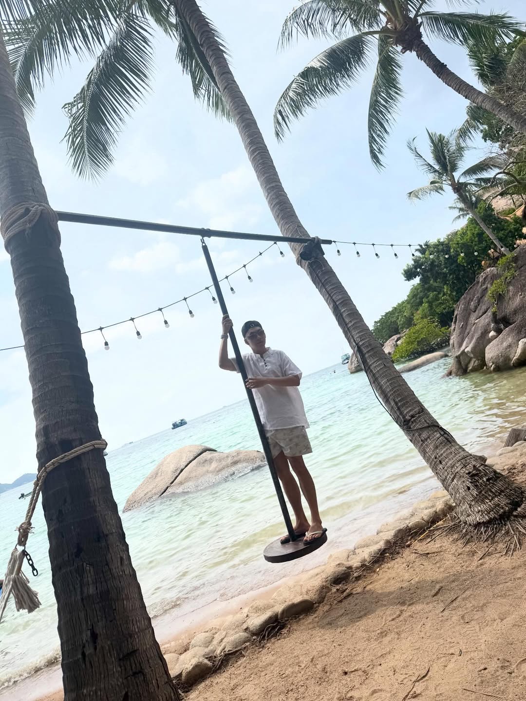 ตั้ม - วราวุธ โพธิ์ยิ้ม