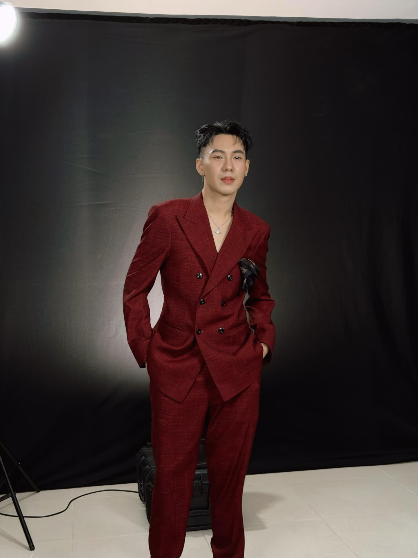 ตั้ม - วราวุธ โพธิ์ยิ้ม