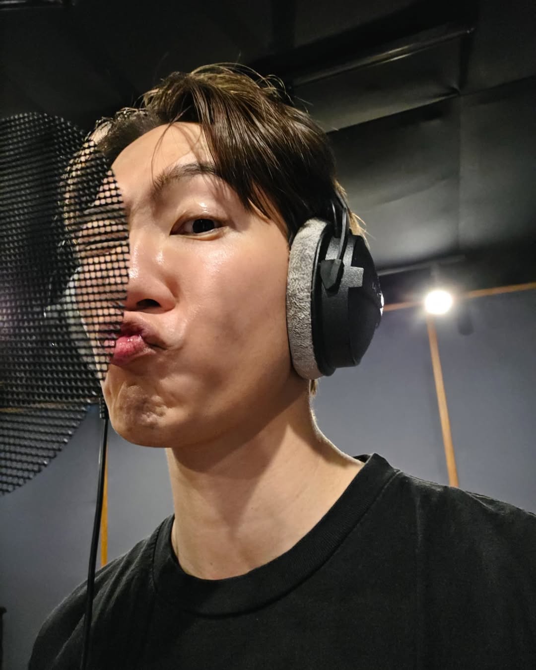 กัปตัน - ชลธร คงยิ่งยง