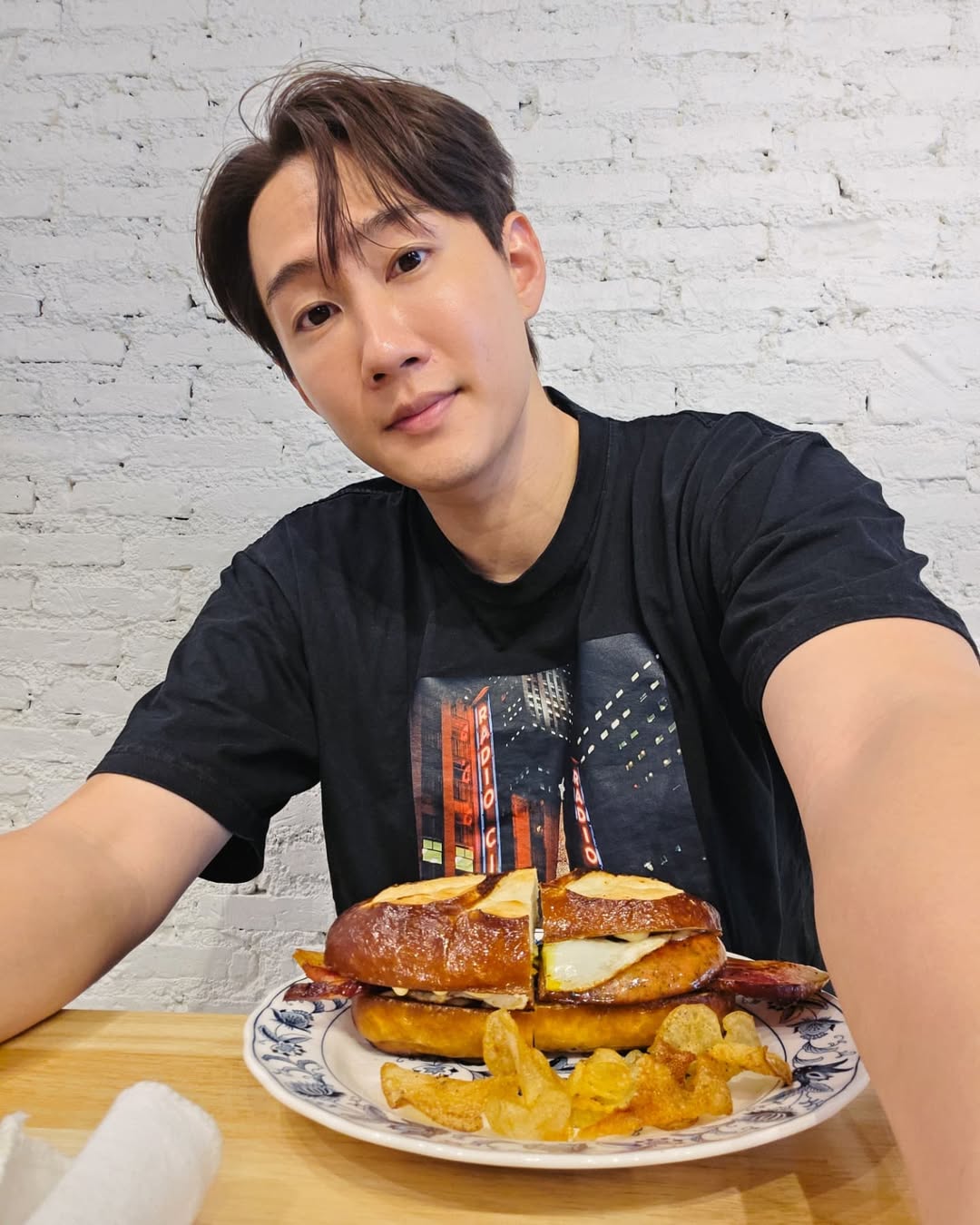 กัปตัน - ชลธร คงยิ่งยง