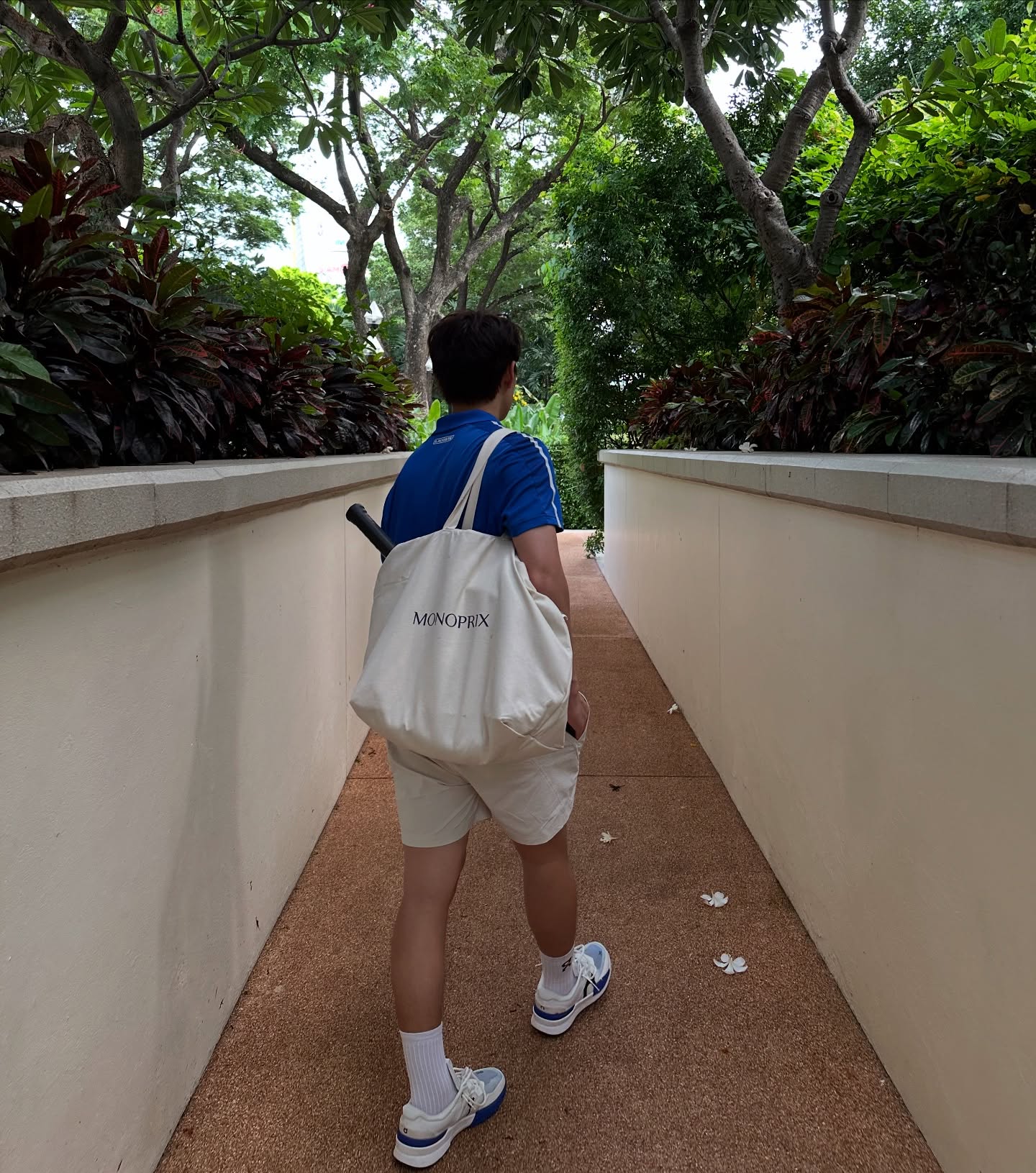 กัปตัน - ชลธร คงยิ่งยง