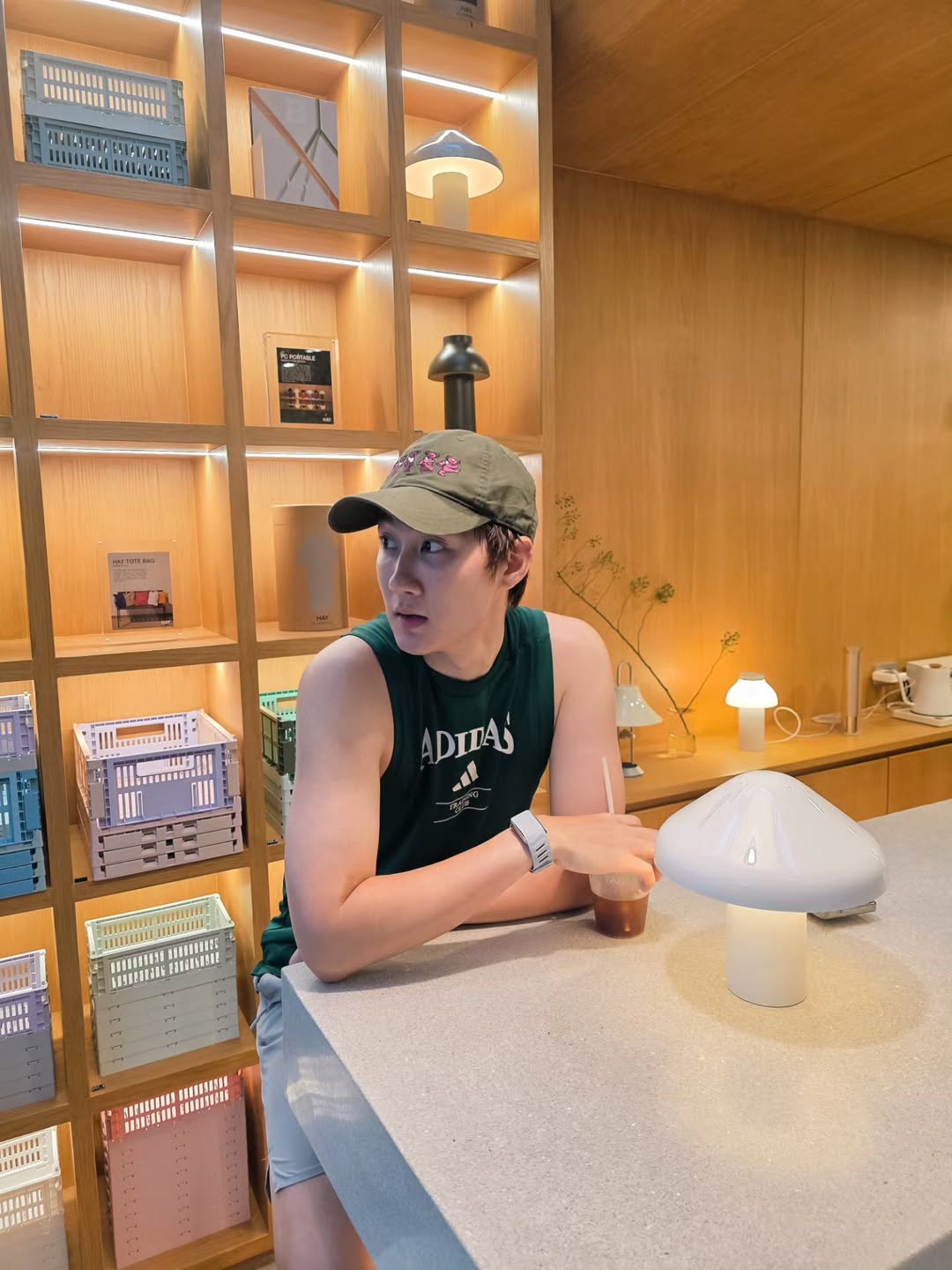 กัปตัน - ชลธร คงยิ่งยง