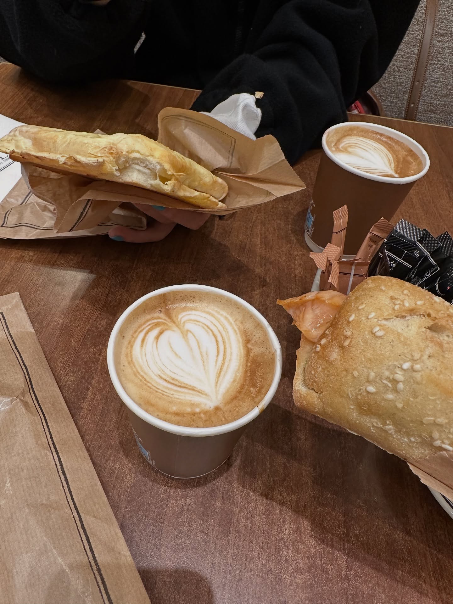 กัปตัน - ชลธร คงยิ่งยง