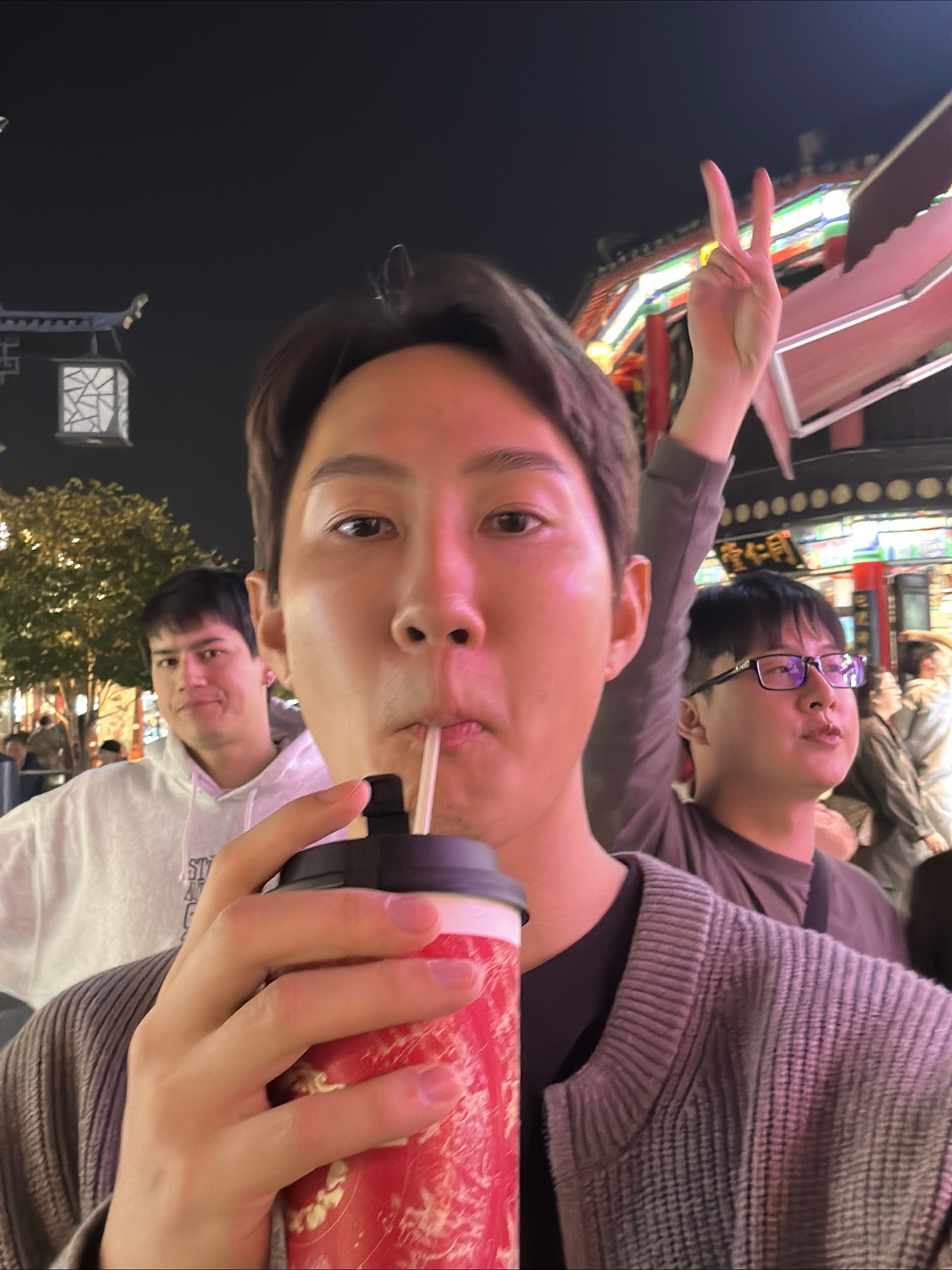 กัปตัน - ชลธร คงยิ่งยง