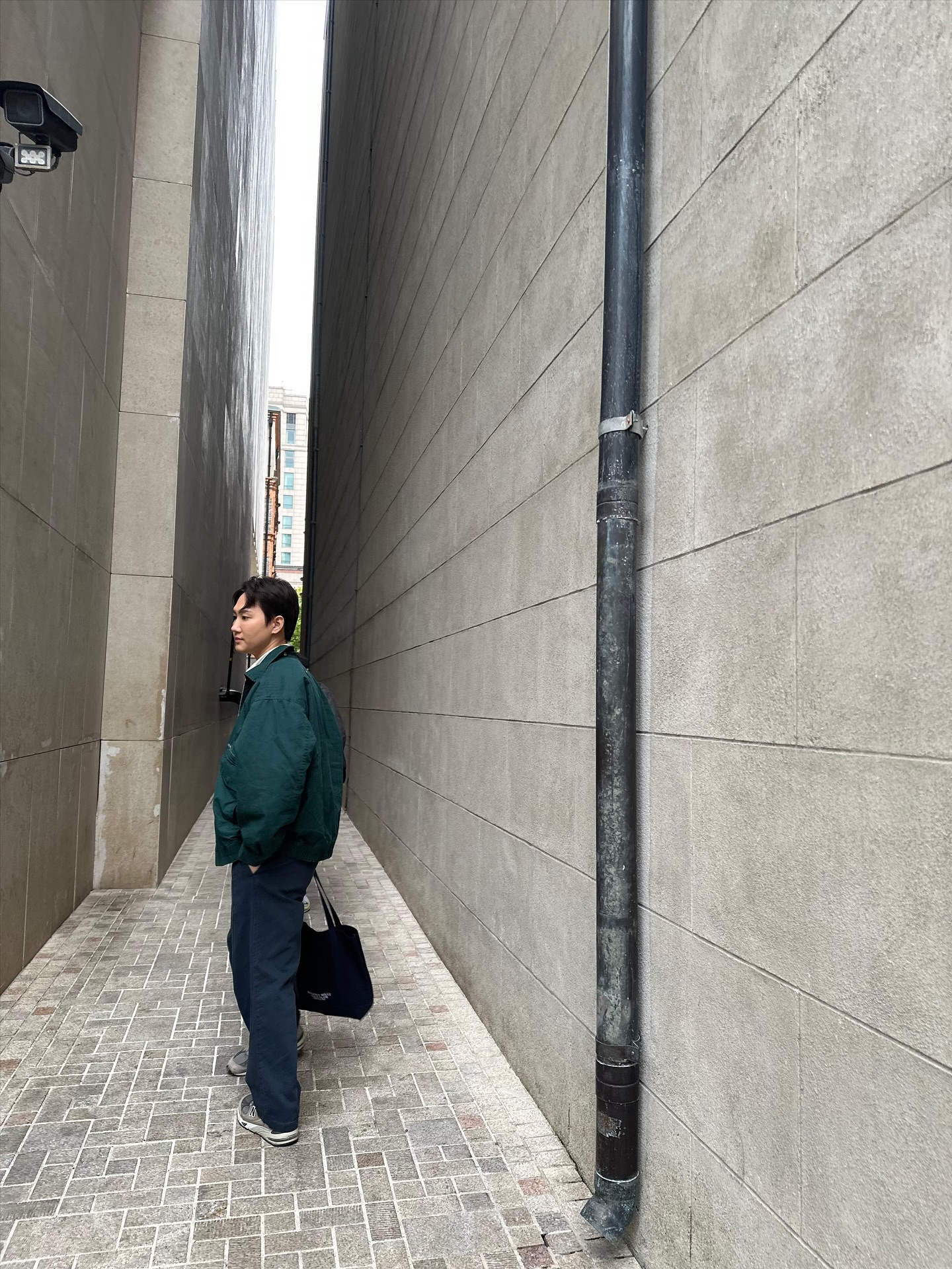 กัปตัน - ชลธร คงยิ่งยง