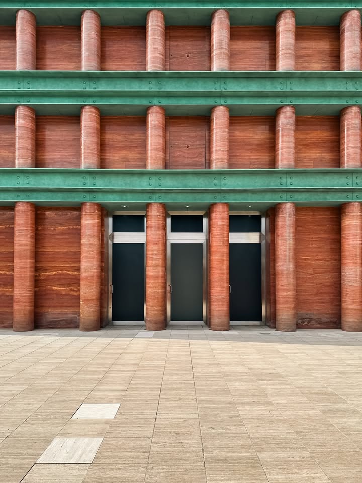 กัปตัน - ชลธร คงยิ่งยง