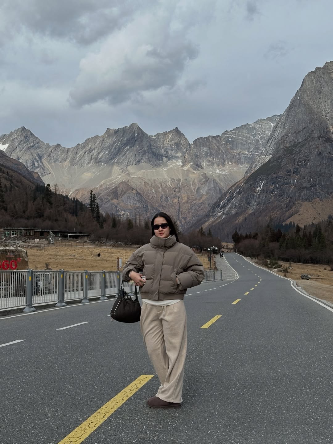 กัปตัน - ชลธร คงยิ่งยง