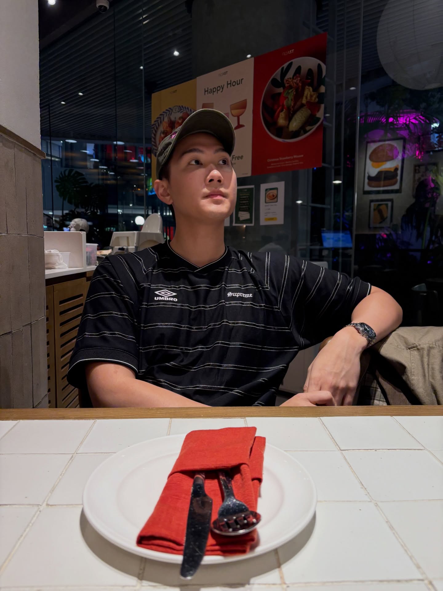 กัปตัน - ชลธร คงยิ่งยง