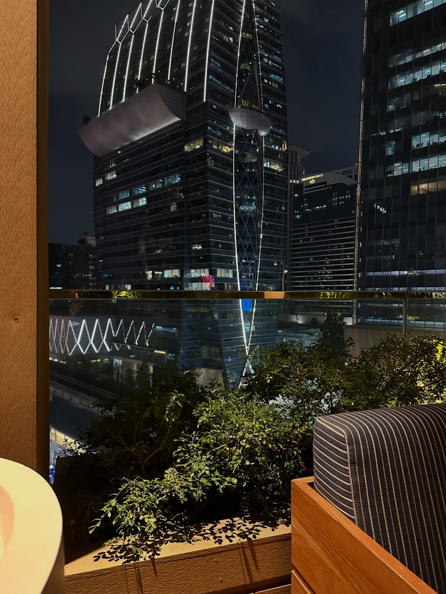 กัปตัน - ชลธร คงยิ่งยง