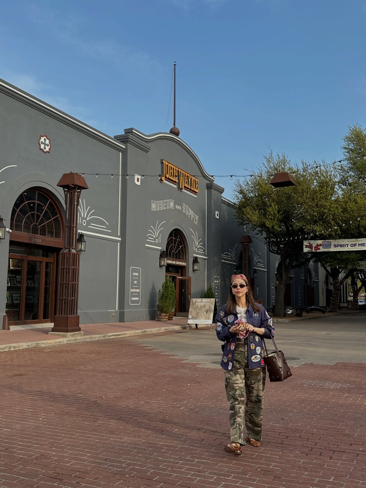 กัปตัน - ชลธร คงยิ่งยง