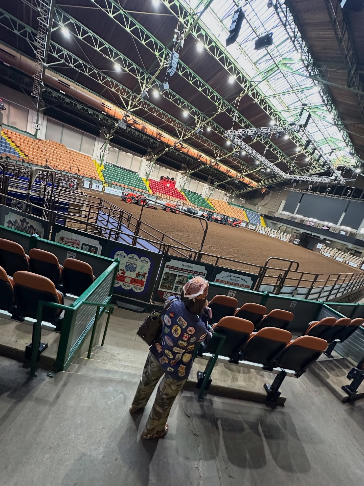 กัปตัน - ชลธร คงยิ่งยง