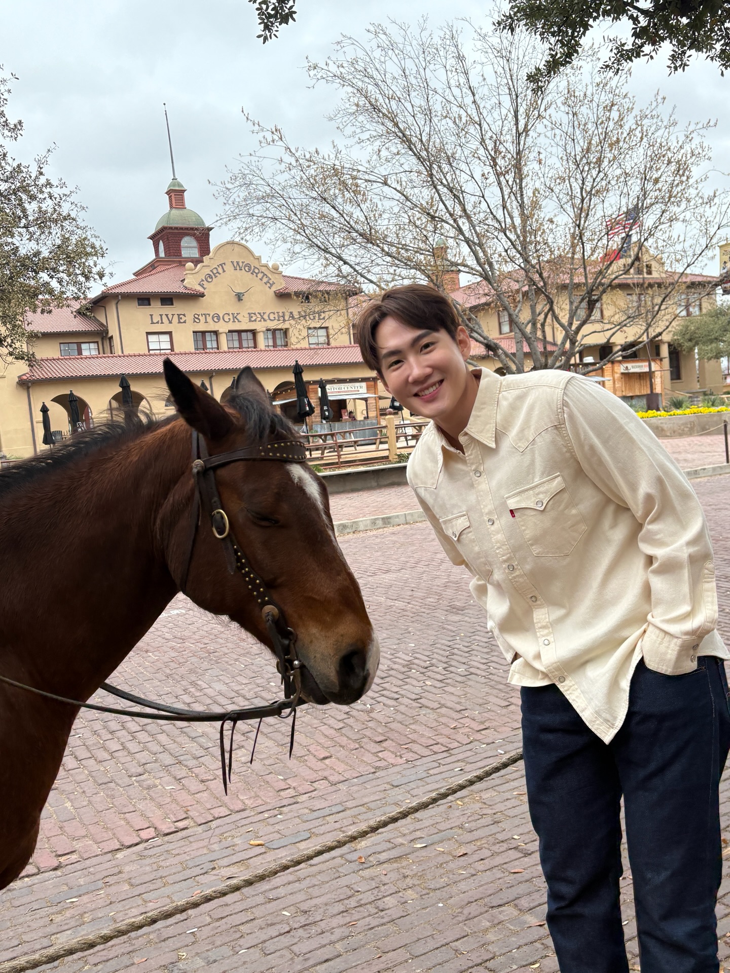 กัปตัน - ชลธร คงยิ่งยง