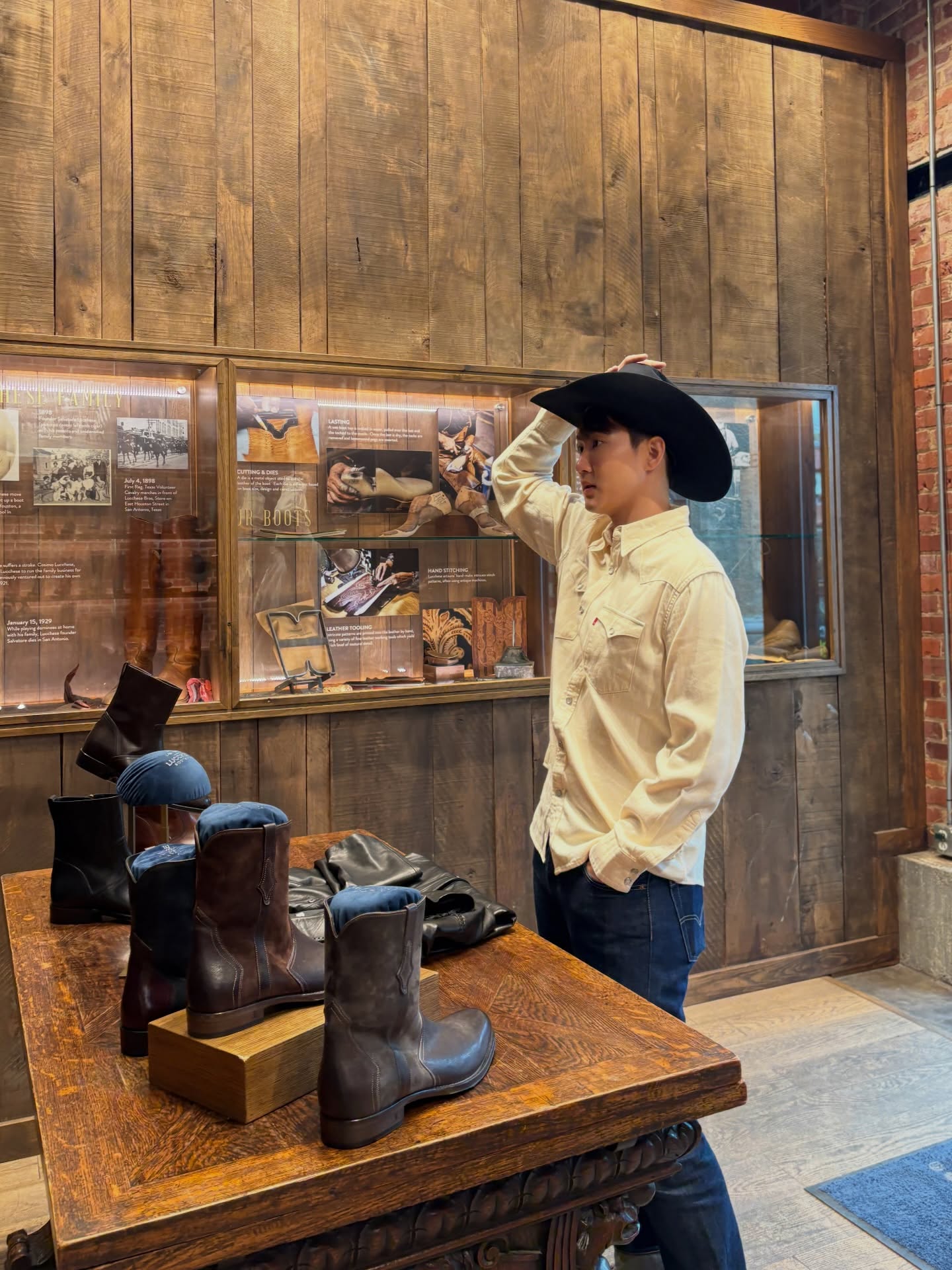 กัปตัน - ชลธร คงยิ่งยง