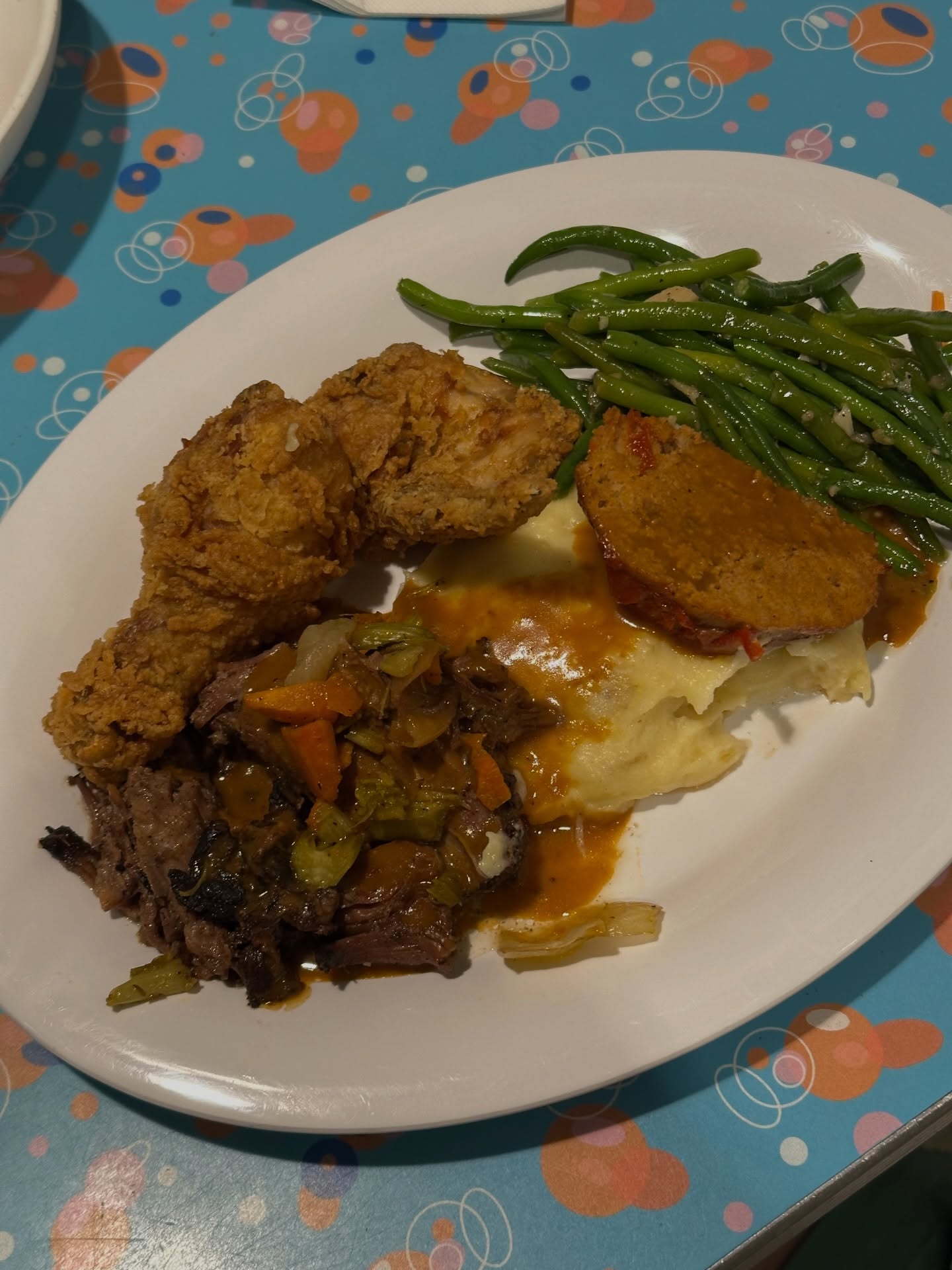 กัปตัน - ชลธร คงยิ่งยง