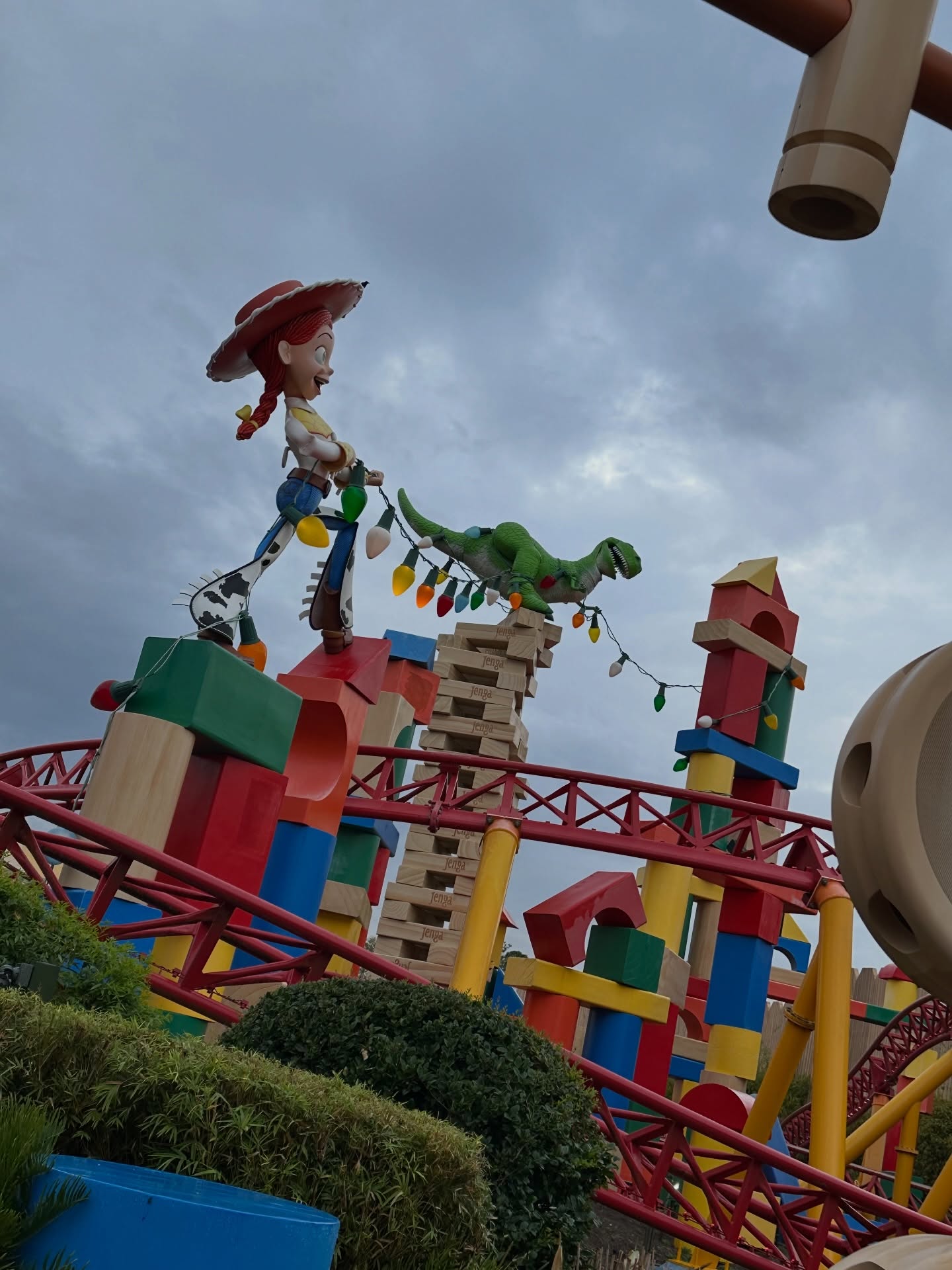 กัปตัน - ชลธร คงยิ่งยง