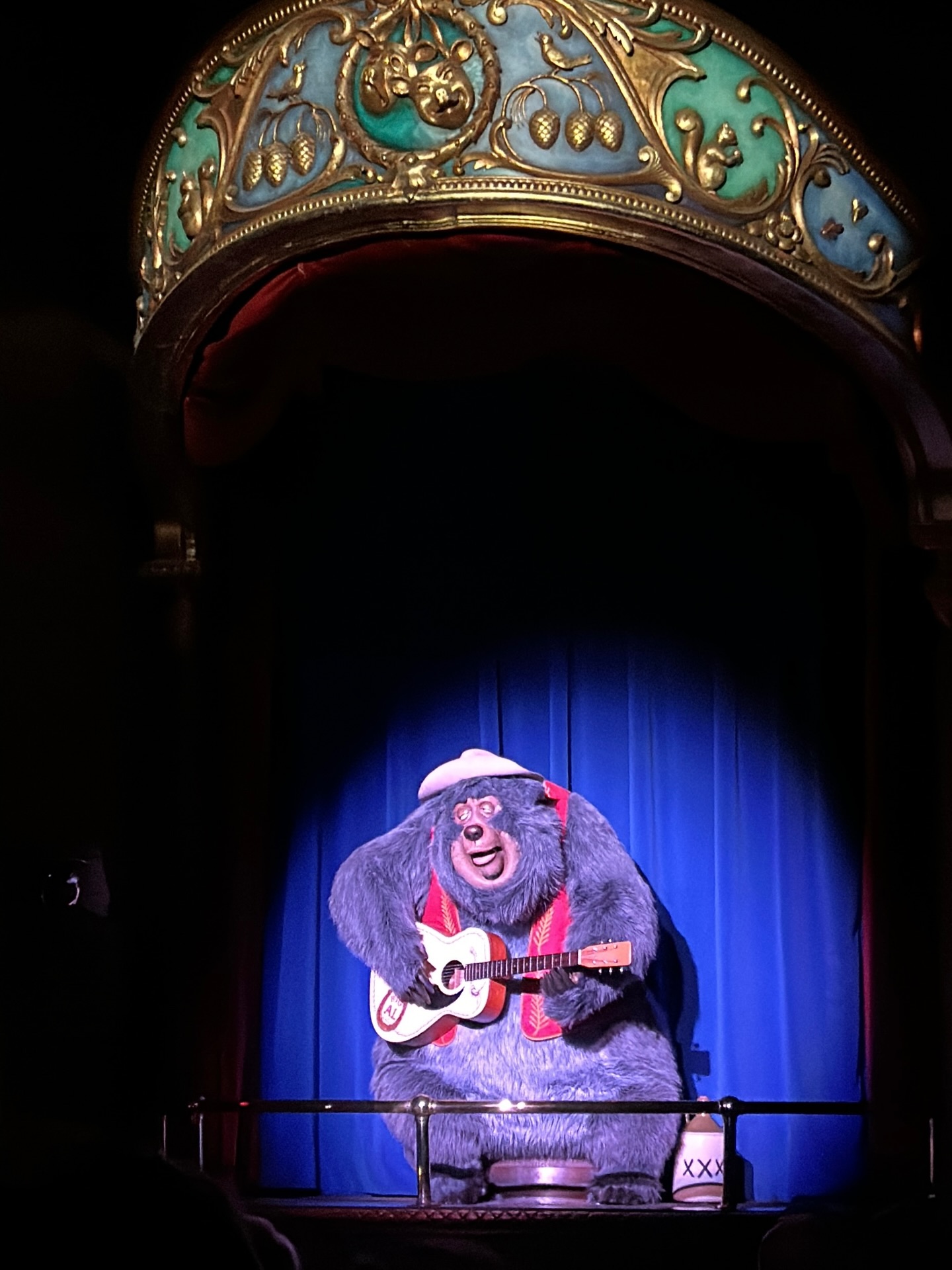 กัปตัน - ชลธร คงยิ่งยง