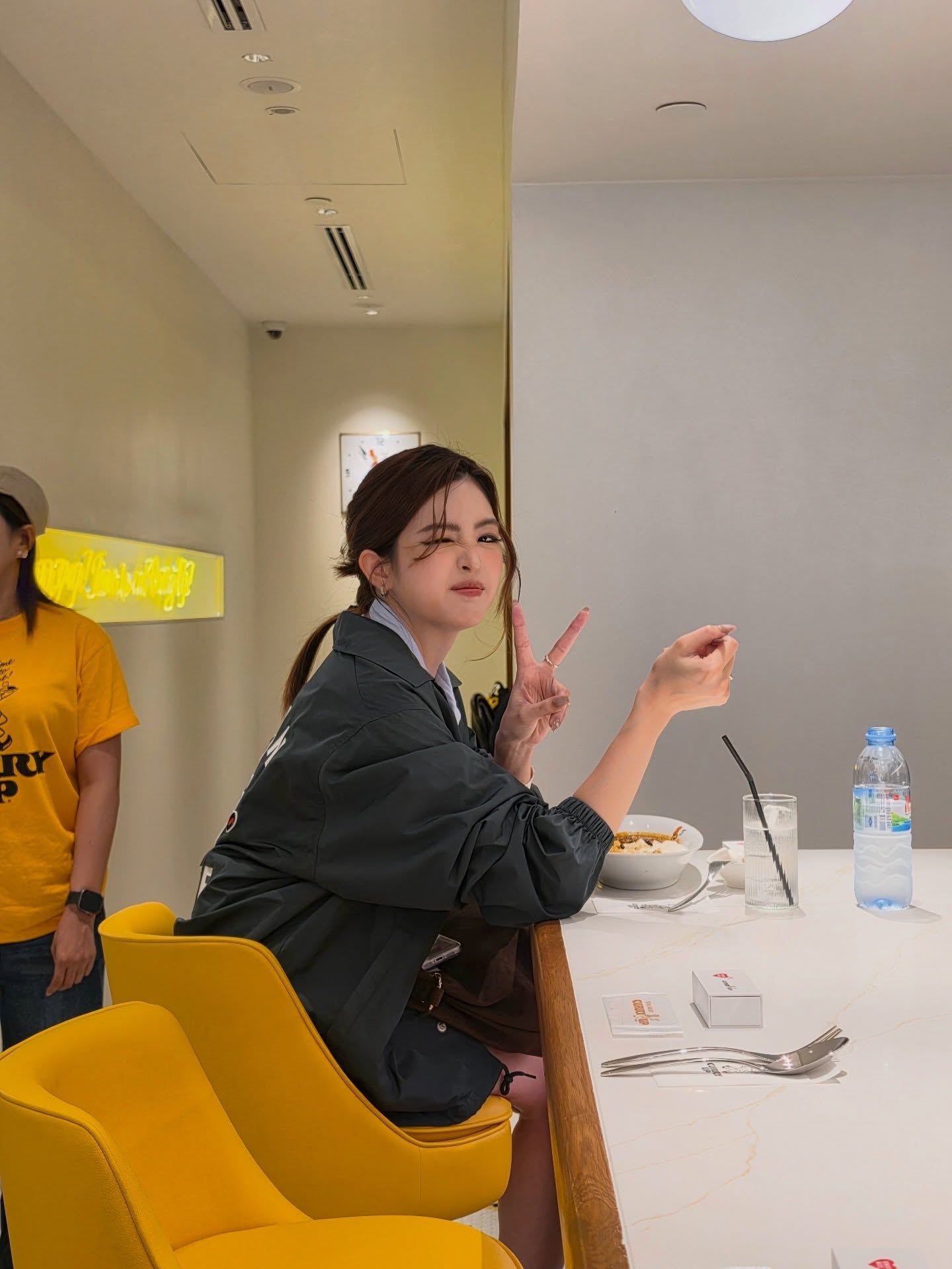 กัปตัน - ชลธร คงยิ่งยง