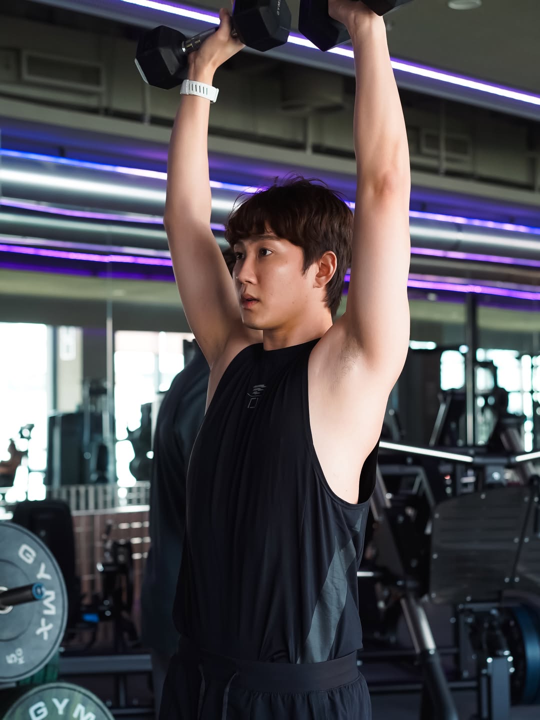 กัปตัน - ชลธร คงยิ่งยง