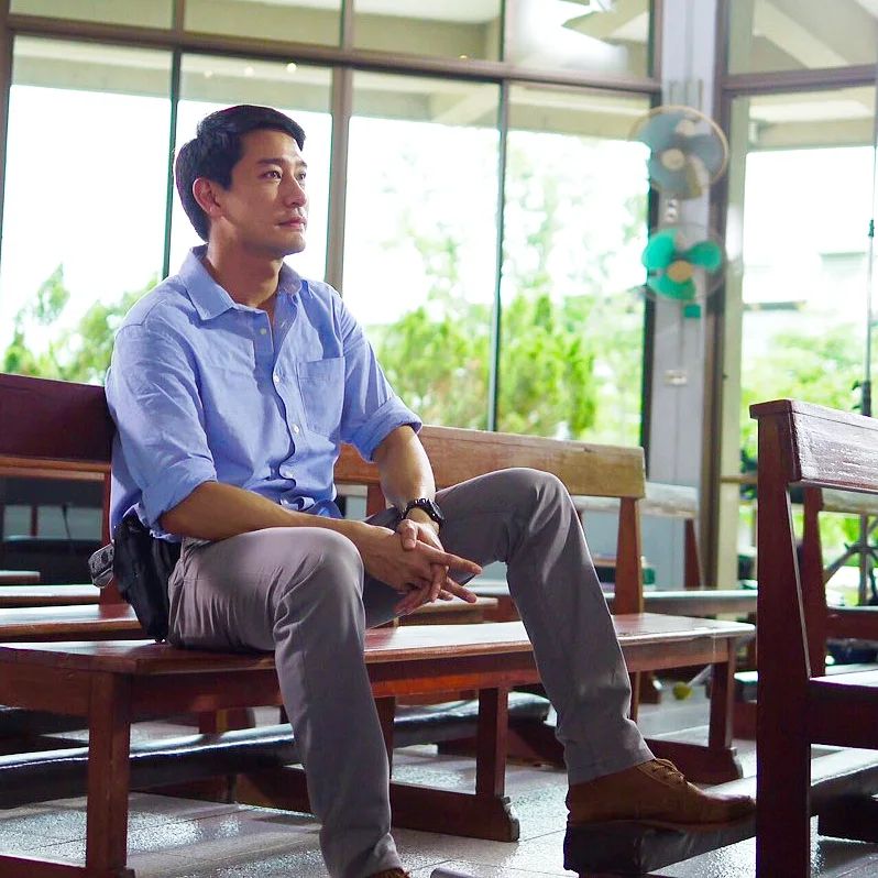 ป้อง - ณวัฒน์ กุลรัตนรักษ์