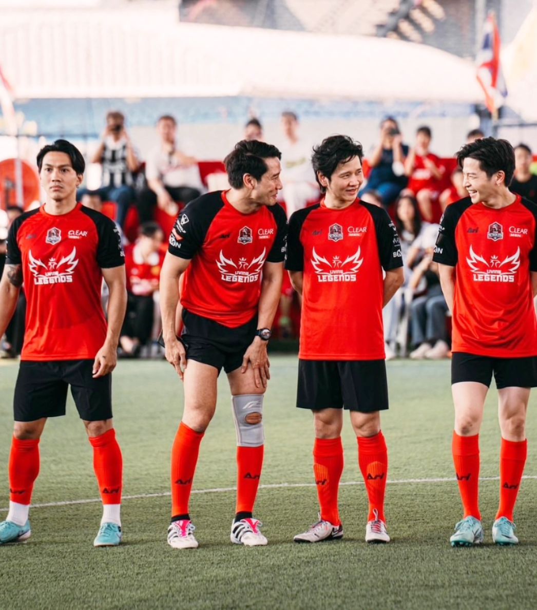 ป้อง - ณวัฒน์ กุลรัตนรักษ์
