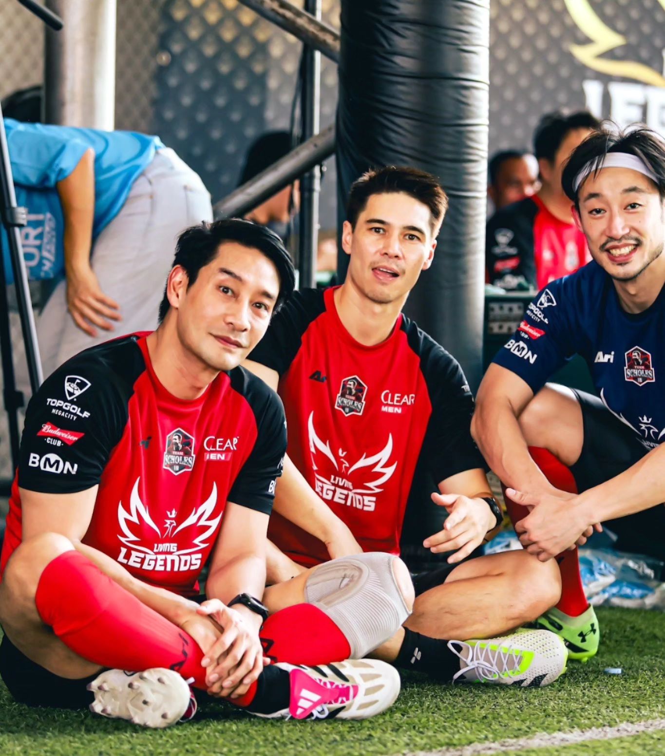 ป้อง - ณวัฒน์ กุลรัตนรักษ์