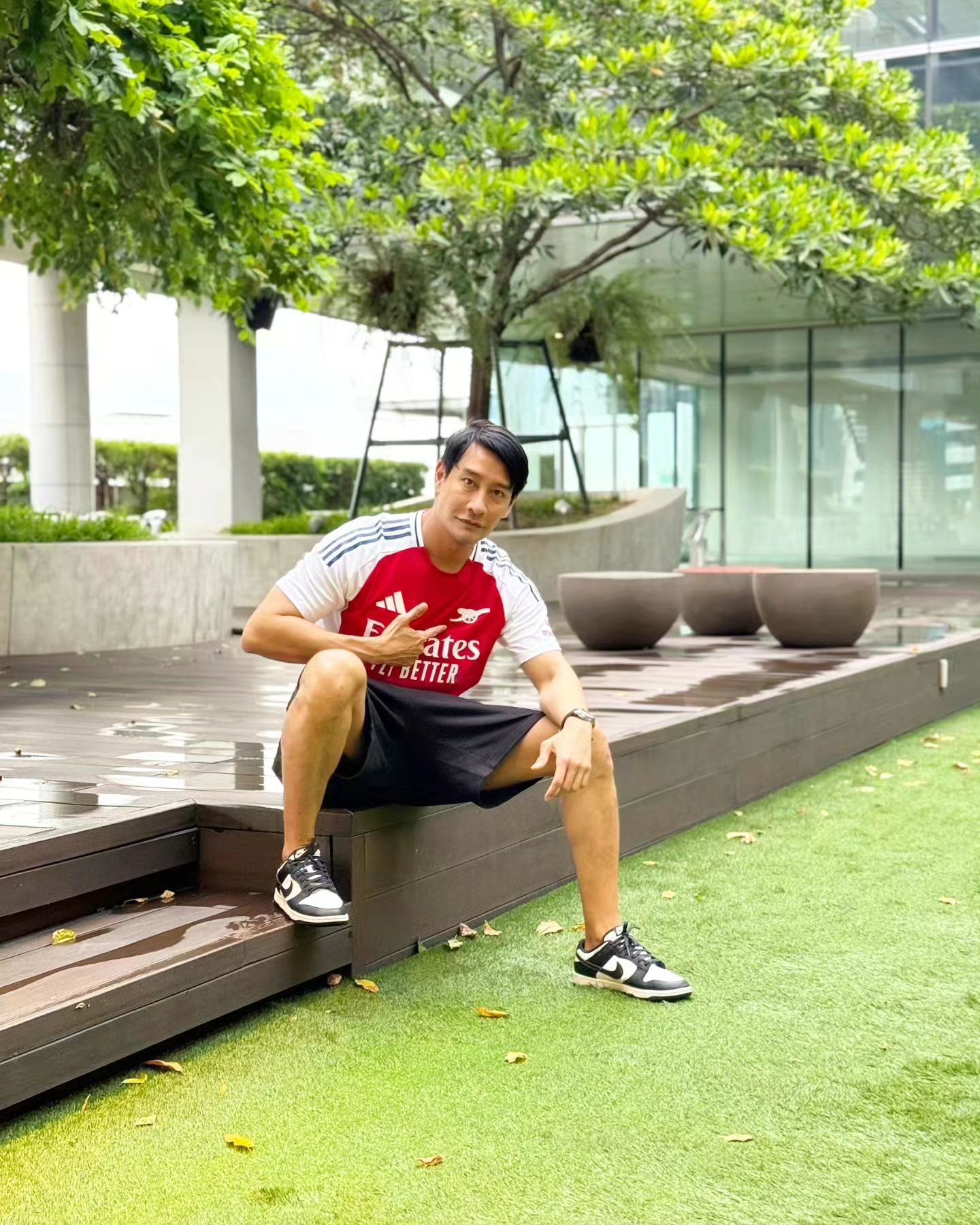ป้อง - ณวัฒน์ กุลรัตนรักษ์