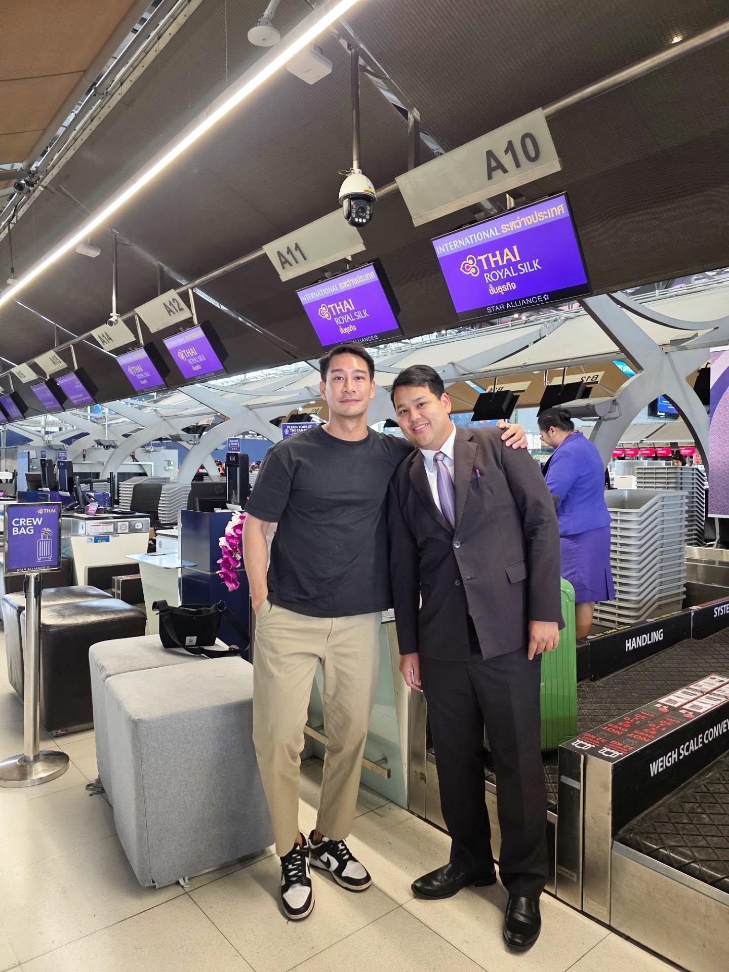 ป้อง - ณวัฒน์ กุลรัตนรักษ์