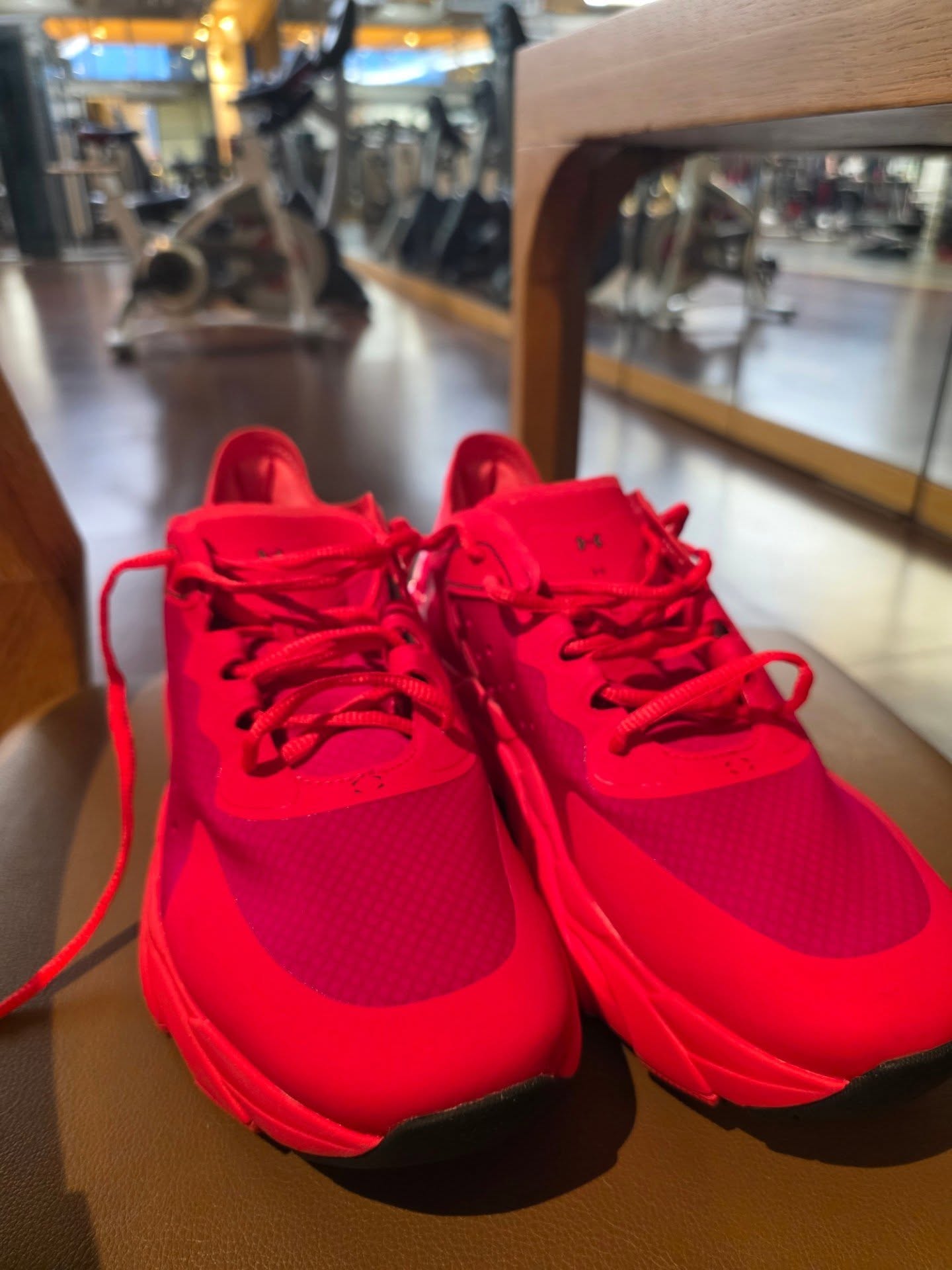 ป้อง - ณวัฒน์ กุลรัตนรักษ์