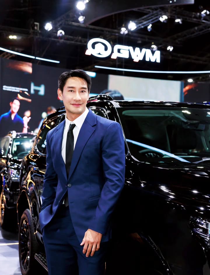 ป้อง - ณวัฒน์ กุลรัตนรักษ์