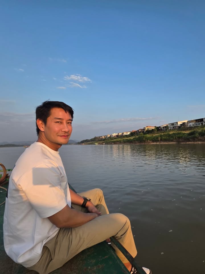 ป้อง - ณวัฒน์ กุลรัตนรักษ์