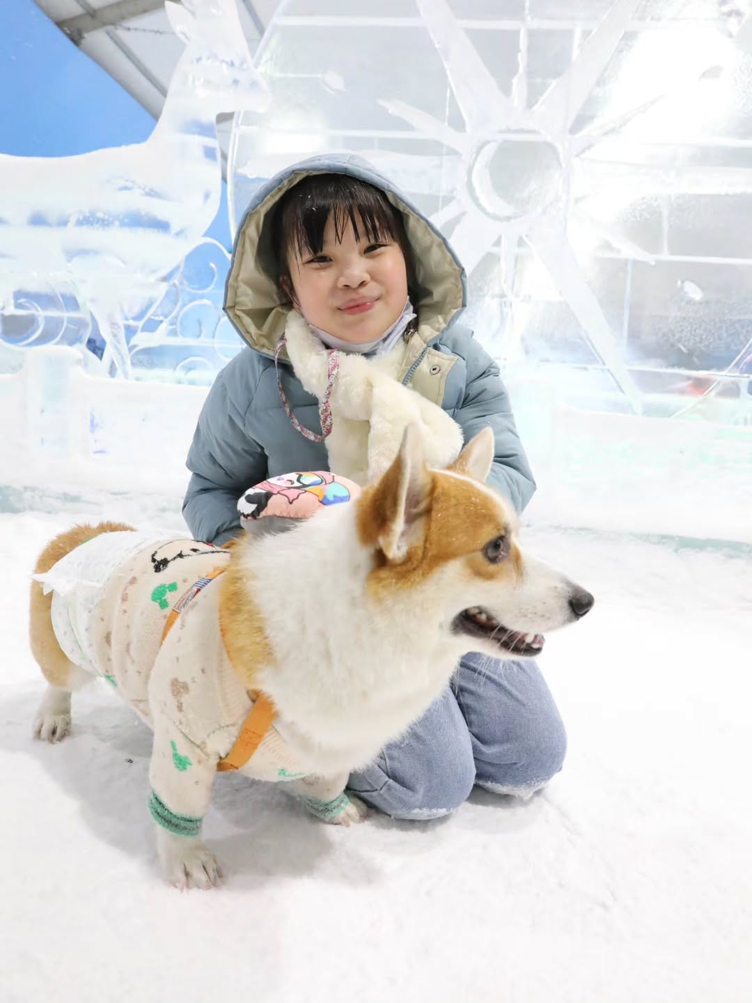 ป้อง - ณวัฒน์ กุลรัตนรักษ์