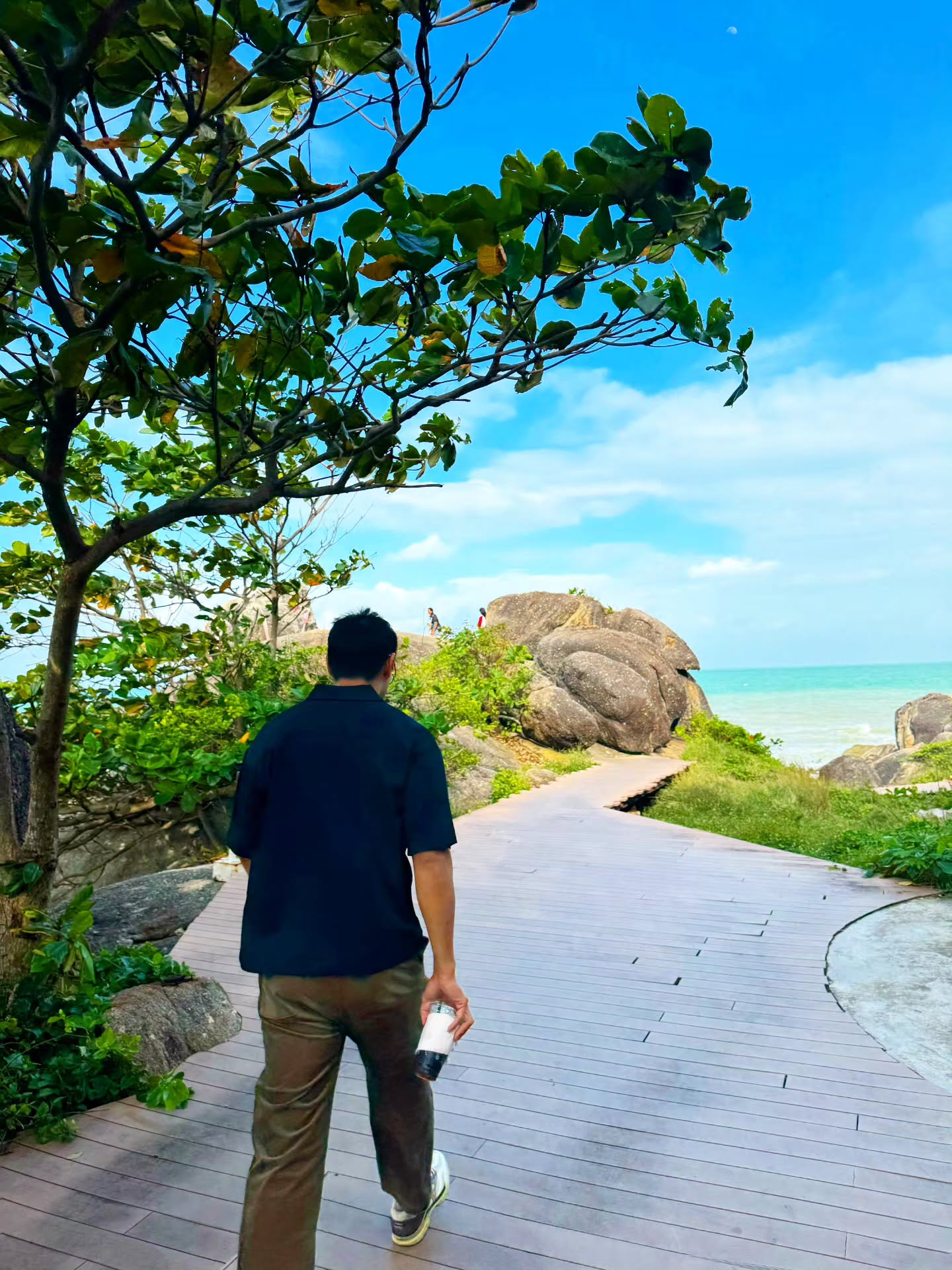 ป้อง - ณวัฒน์ กุลรัตนรักษ์