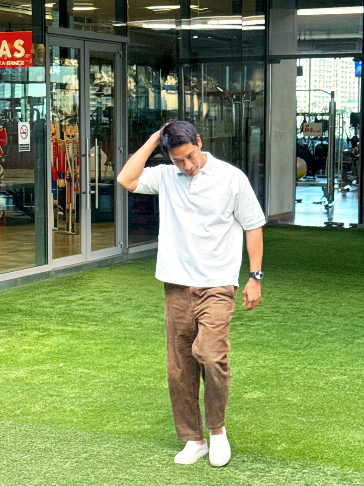 ป้อง - ณวัฒน์ กุลรัตนรักษ์