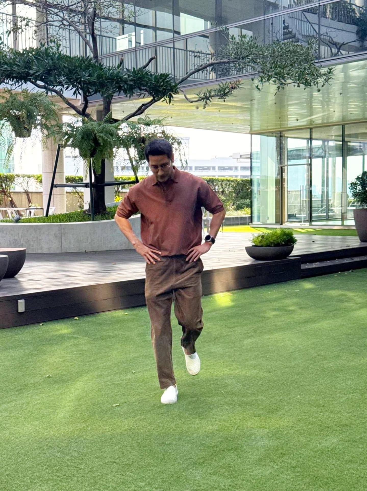 ป้อง - ณวัฒน์ กุลรัตนรักษ์