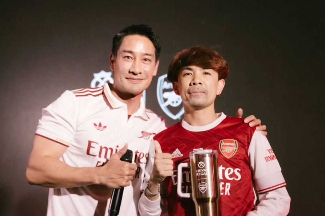 ป้อง - ณวัฒน์ กุลรัตนรักษ์