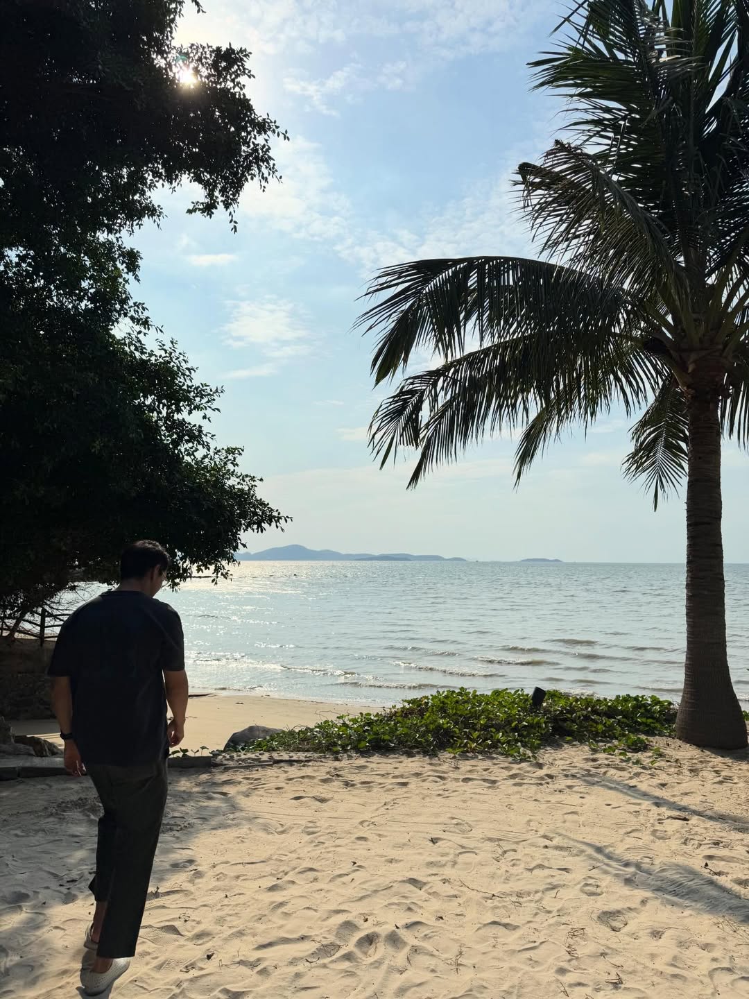 ป้อง - ณวัฒน์ กุลรัตนรักษ์