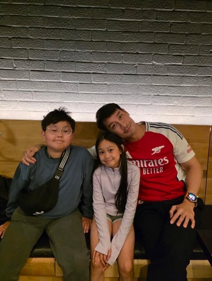 ป้อง - ณวัฒน์ กุลรัตนรักษ์