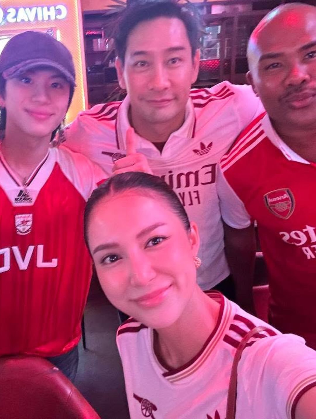 ป้อง - ณวัฒน์ กุลรัตนรักษ์