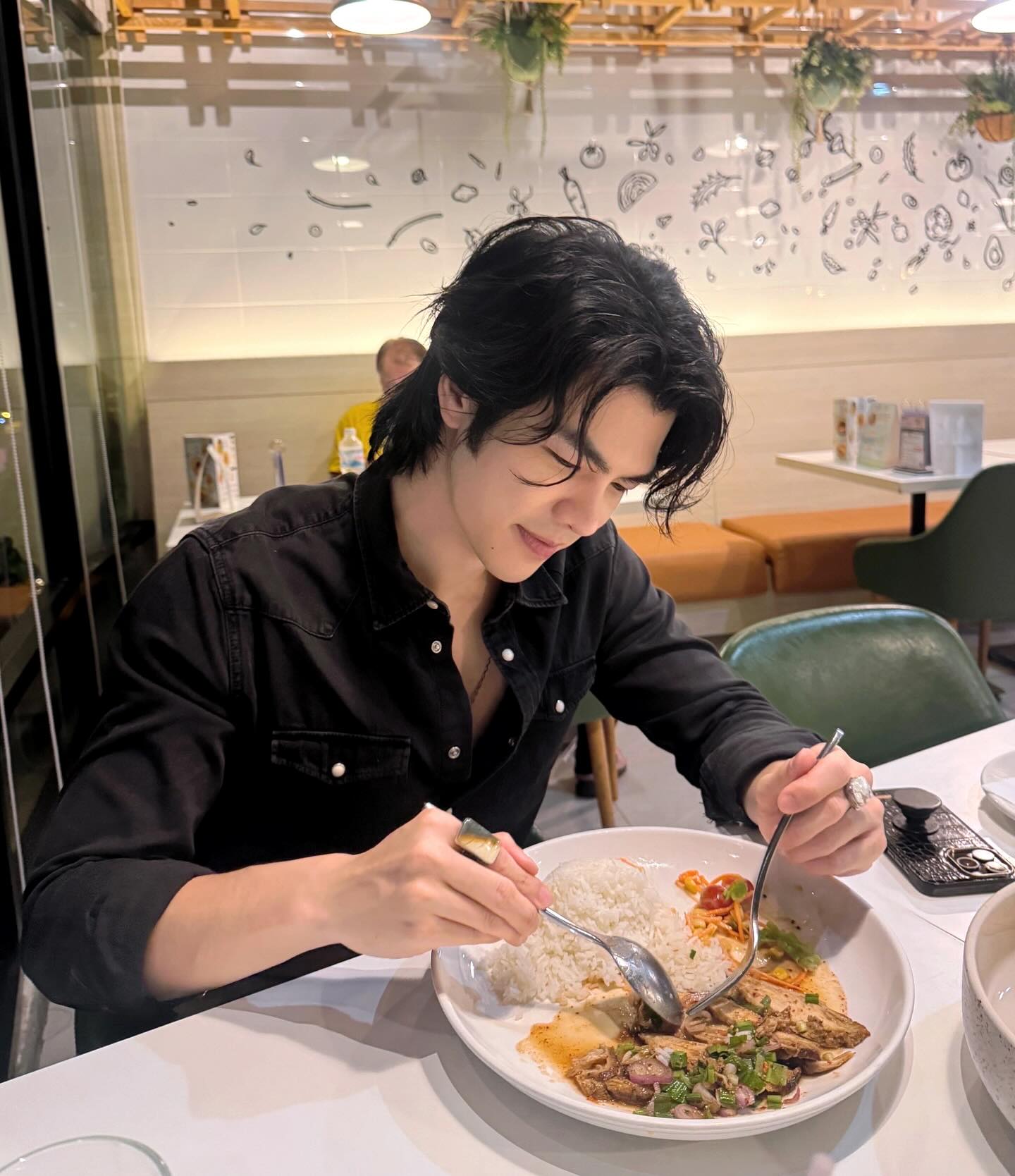 มาย - ภาคภูมิ ร่มไทรทอง