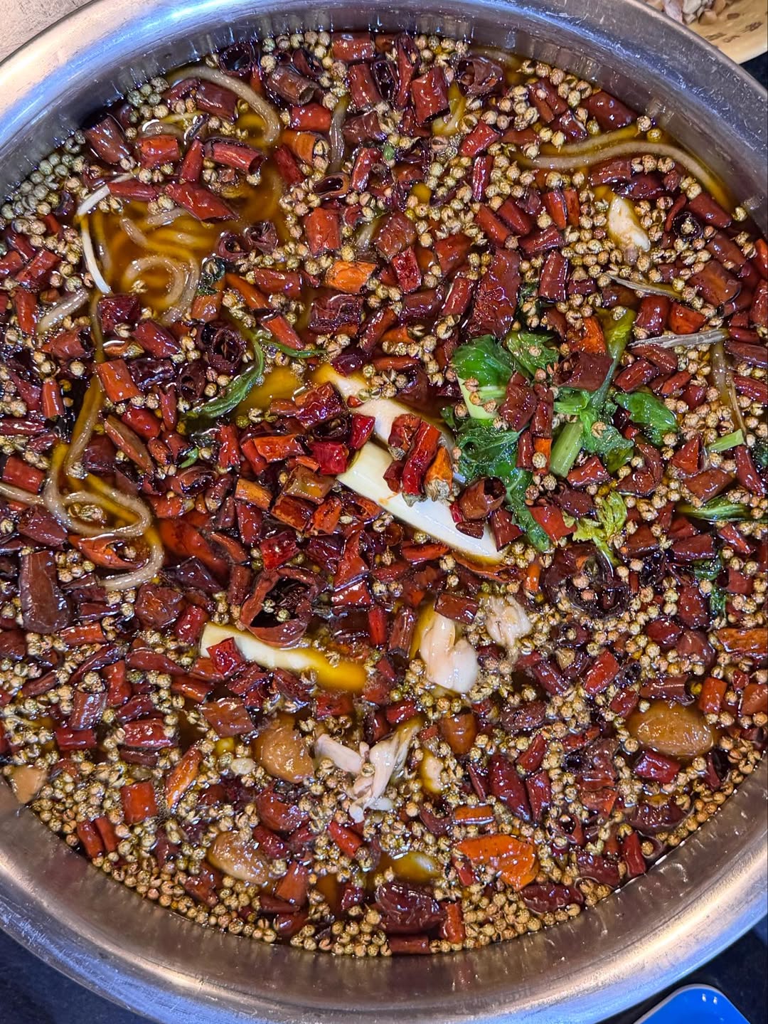 มาย - ภาคภูมิ ร่มไทรทอง