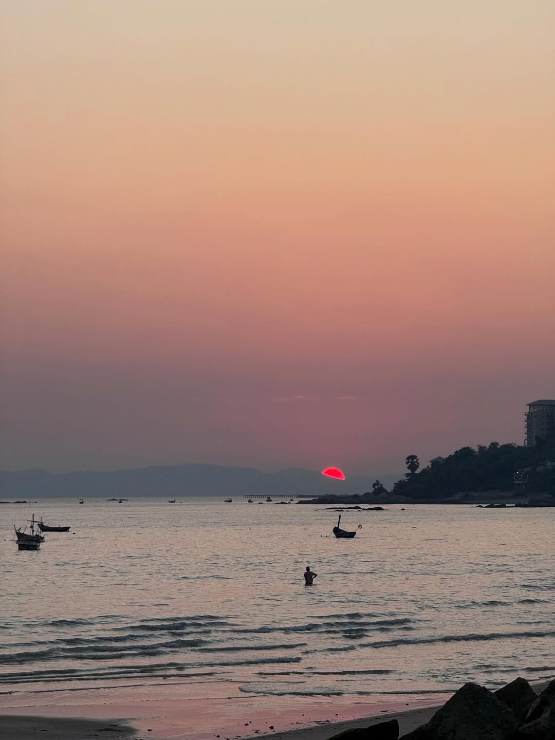 มาย - ภาคภูมิ ร่มไทรทอง