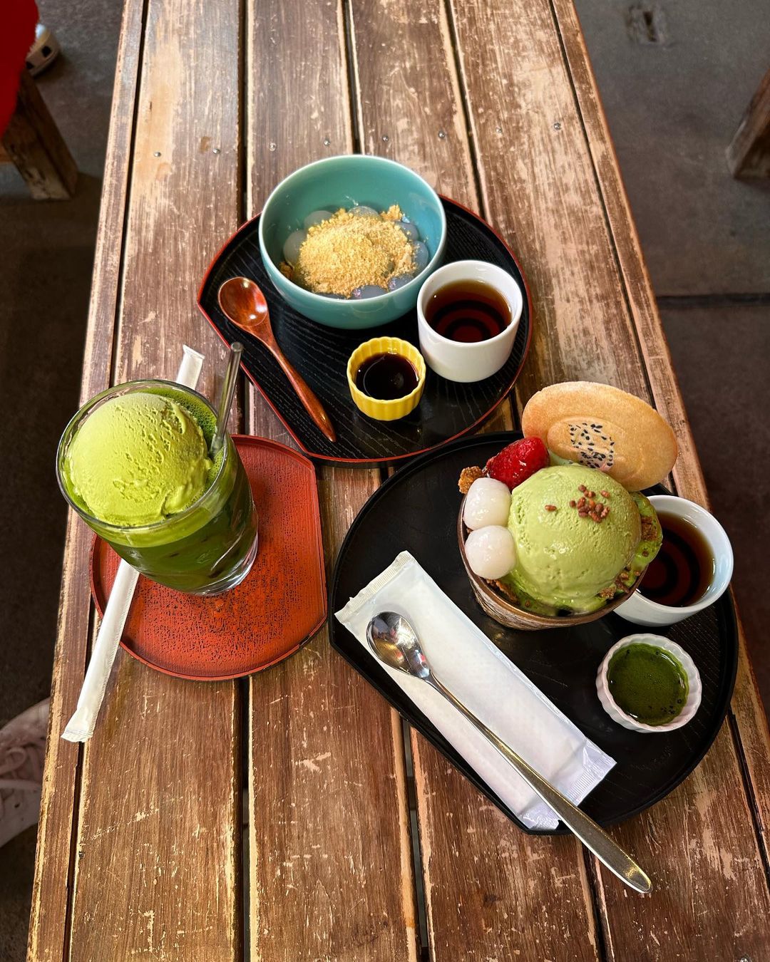 ติ๊ก - กัญญารัตน์ จิรรัชชกิจ