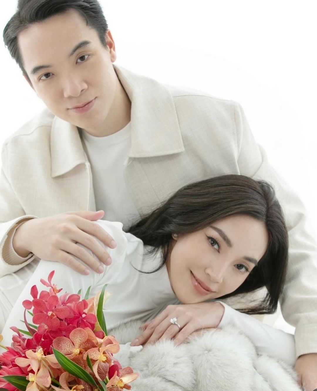 ติ๊ก - กัญญารัตน์ จิรรัชชกิจ