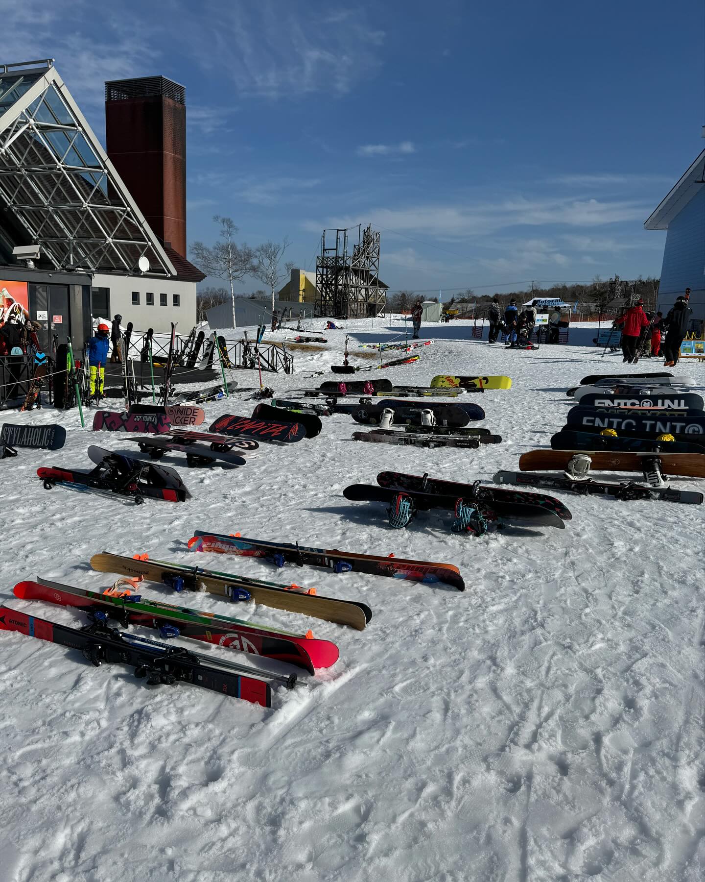 ติ๊ก - กัญญารัตน์ จิรรัชชกิจ