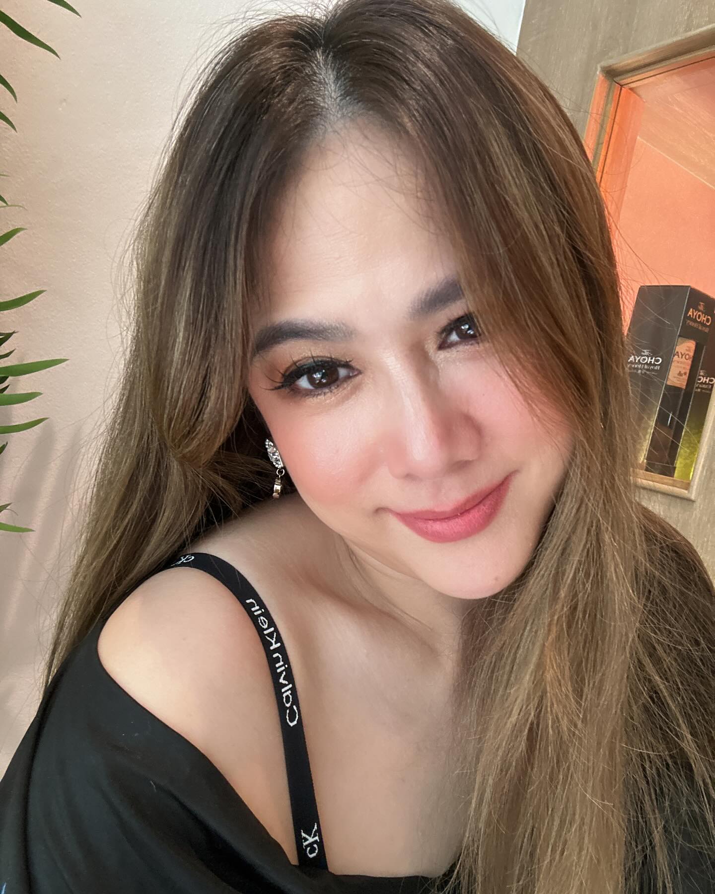 ติ๊ก - กัญญารัตน์ จิรรัชชกิจ