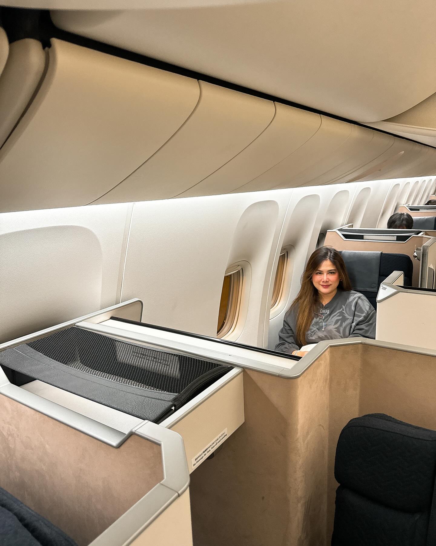 ติ๊ก - กัญญารัตน์ จิรรัชชกิจ