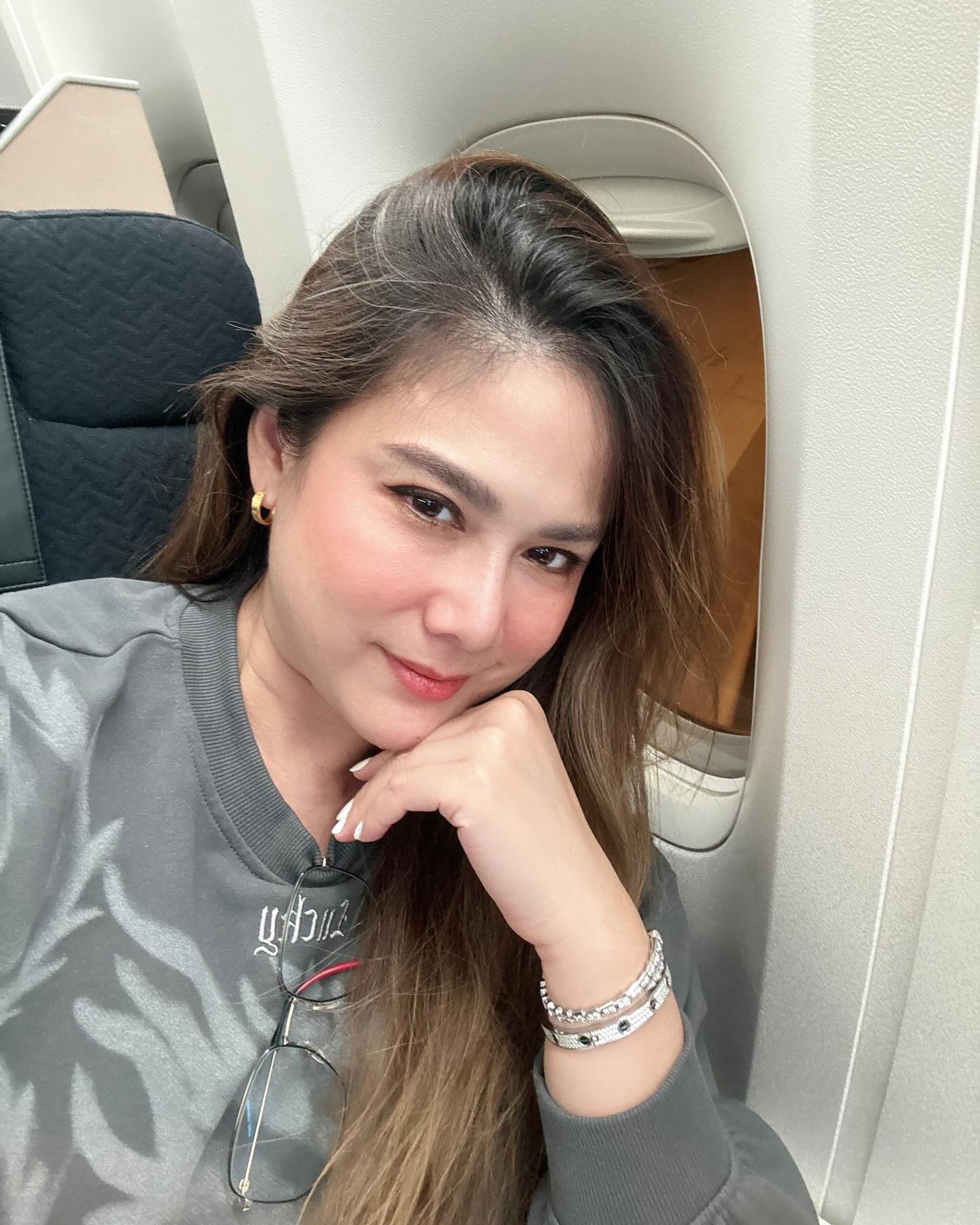 ติ๊ก - กัญญารัตน์ จิรรัชชกิจ