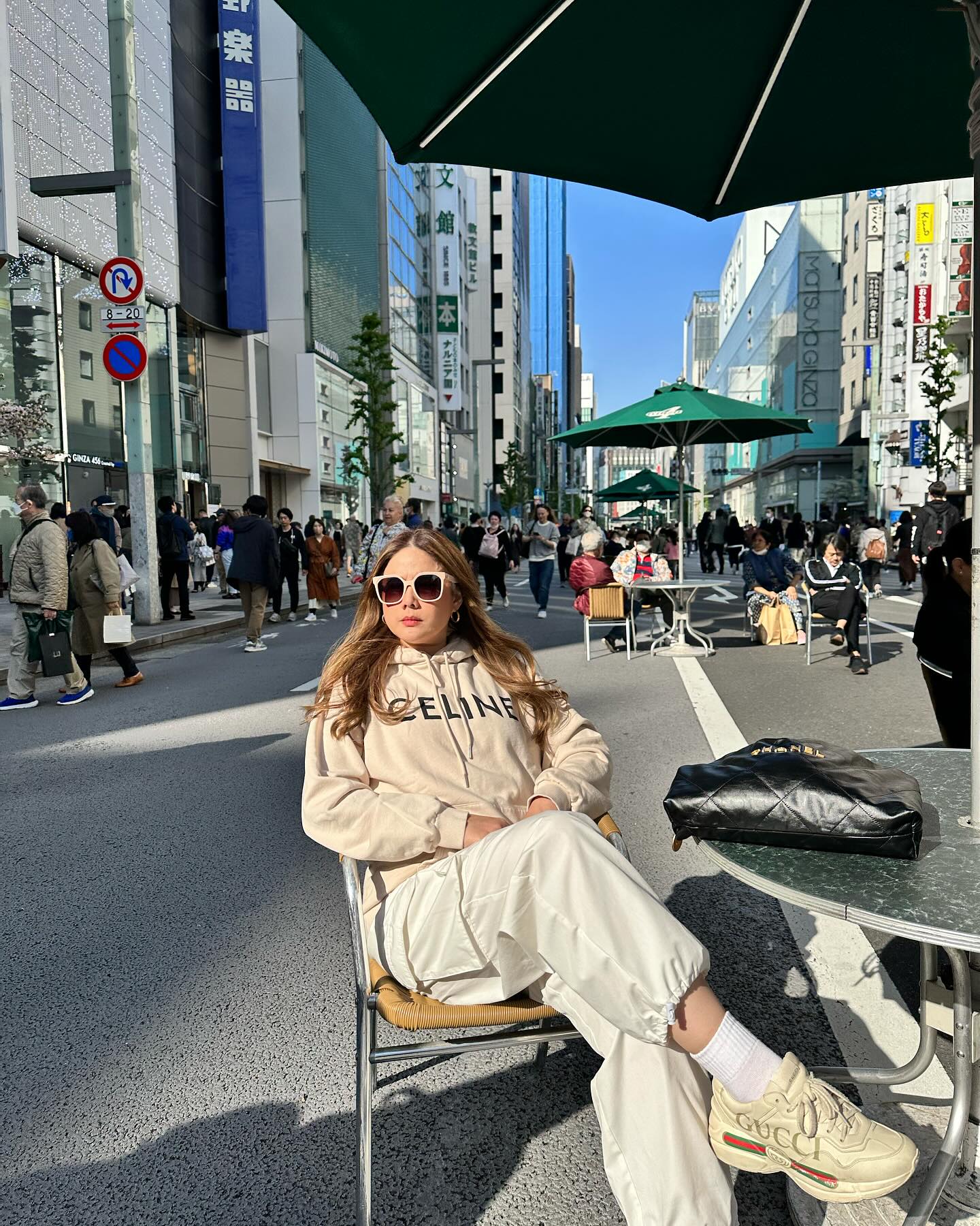 ติ๊ก - กัญญารัตน์ จิรรัชชกิจ